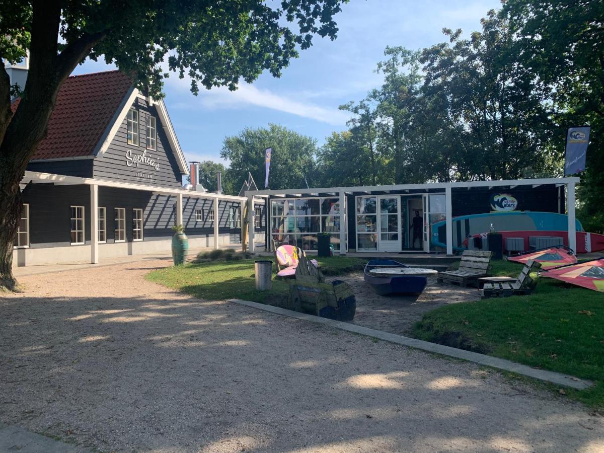 GREEN VILLA - Nachhaltiger Urlaub am Veluwemeer - großer Garten - Dachterrasse mit Meerblick - bis 2 Hunde inklusive Hulshorst Exterior foto